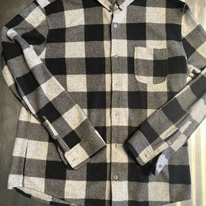 Men’s Flannel Button Down